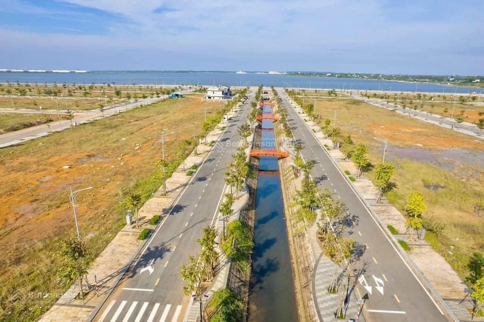 Vịnh an hòa  cl31 đối diện đất thương mại dịch vụ chỉ 2,15 tỷ   0905 009 ***
