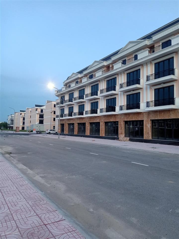 Bán nhà vietsing khu đô thị vsip bắc ninh giá 4,8 tỷ giá hời bao sang tên