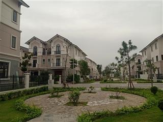 Bán nhà biệt thự 3 tầng tại vsip bắc ninh, giá nhỉnh 9 tỷ, diện tích 135m2