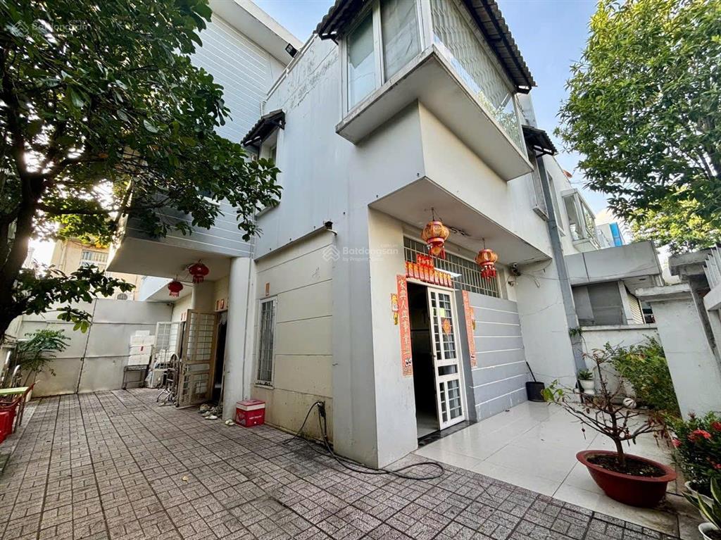 Nhà mặt phố d35, an phú, thuận an, bình dương, giá cực chất 10 tỷ 200tr. 180 m2