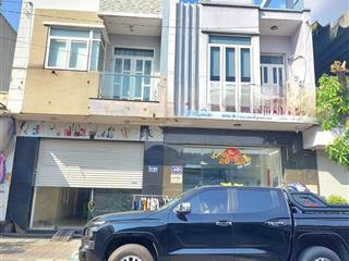 Chủ gởi bán căn nhà nằm trục d11 nhà 1 trệt 2 lầu dt 100m2