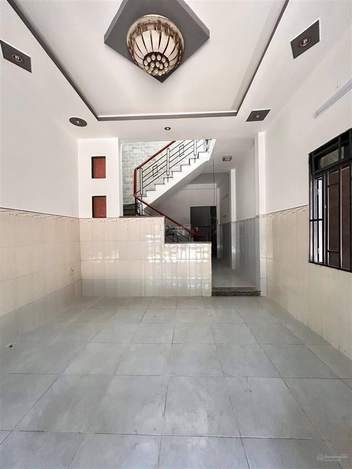 Bán nhà mặt phố, 4 tỷ950 triệu 150m2, tại khu dân cư thuận giao, đường mỹ phước tân vạn