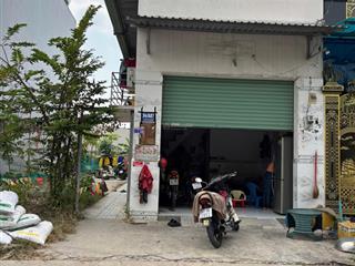 Bán gấp nhà mặt phố 100m2, 4,29 tỷ tại phường thuận giao, bình dương