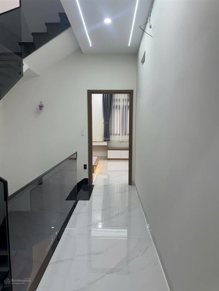 Cần bán nhà 1 trệt 2 lầu kdc thuận giao dt 80m2 full thổ cư