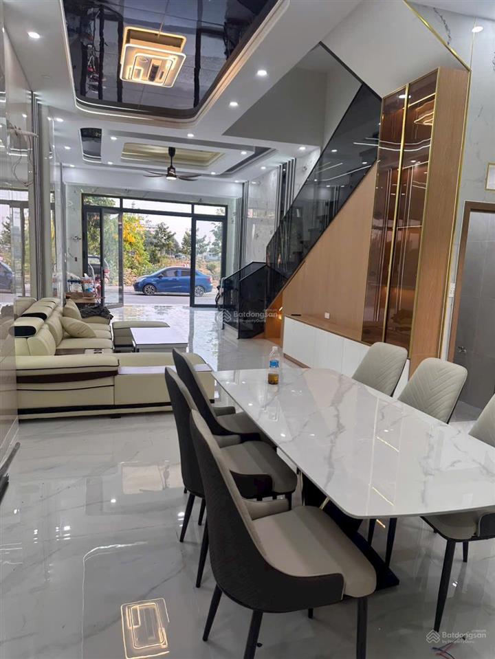 Cần bán nhà 1 trệt 2 lầu kdc thuận giao dt 80m2 full thổ cư