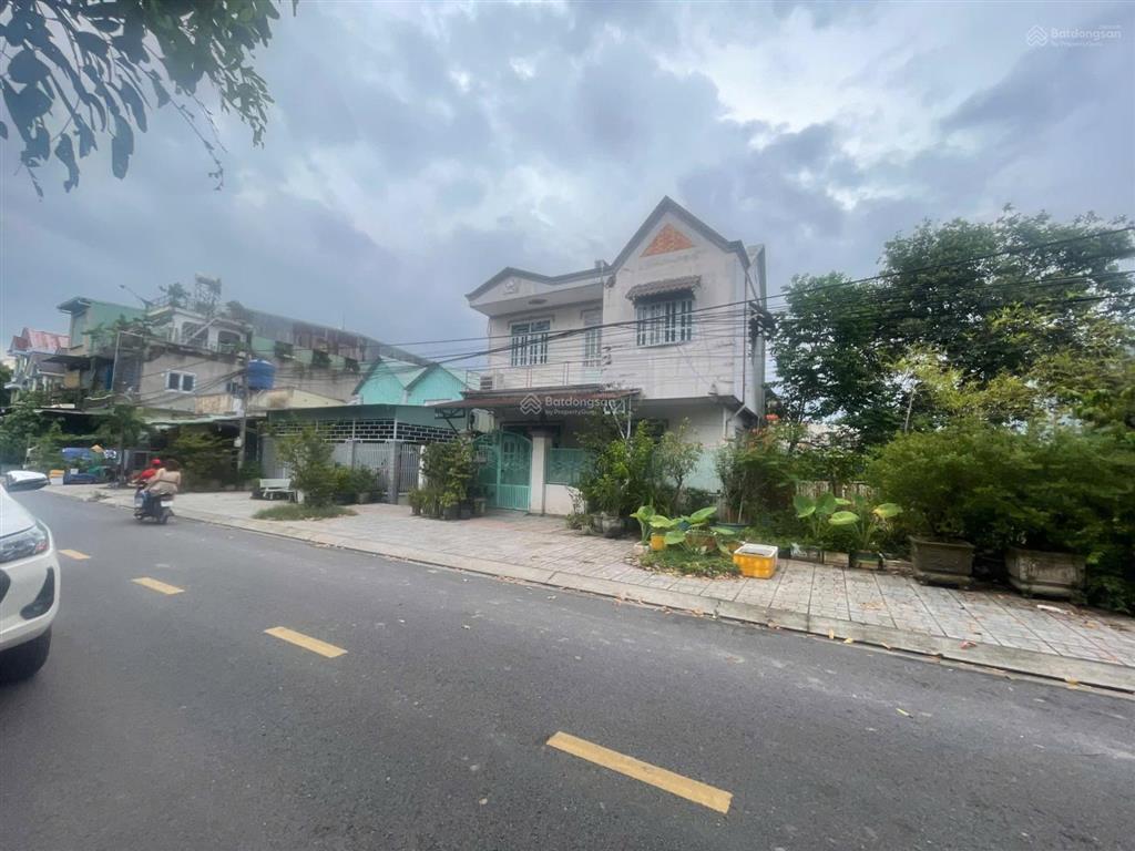 Bán nhà mặt phố tại d12, phường thuận giao, tp thuận an, 8,3 tỷ, 300m2, giá tốt