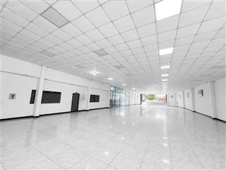 Cho thuê gấp nhà mặt phố 743, an phú, tp.thuận an, 70 triệu, 1300m2