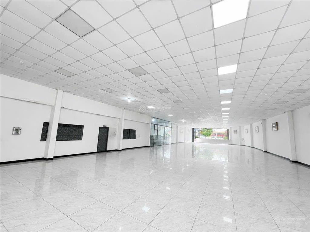 Cho thuê gấp nhà mặt phố 743, an phú, tp.thuận an, 70 triệu, 1300m2