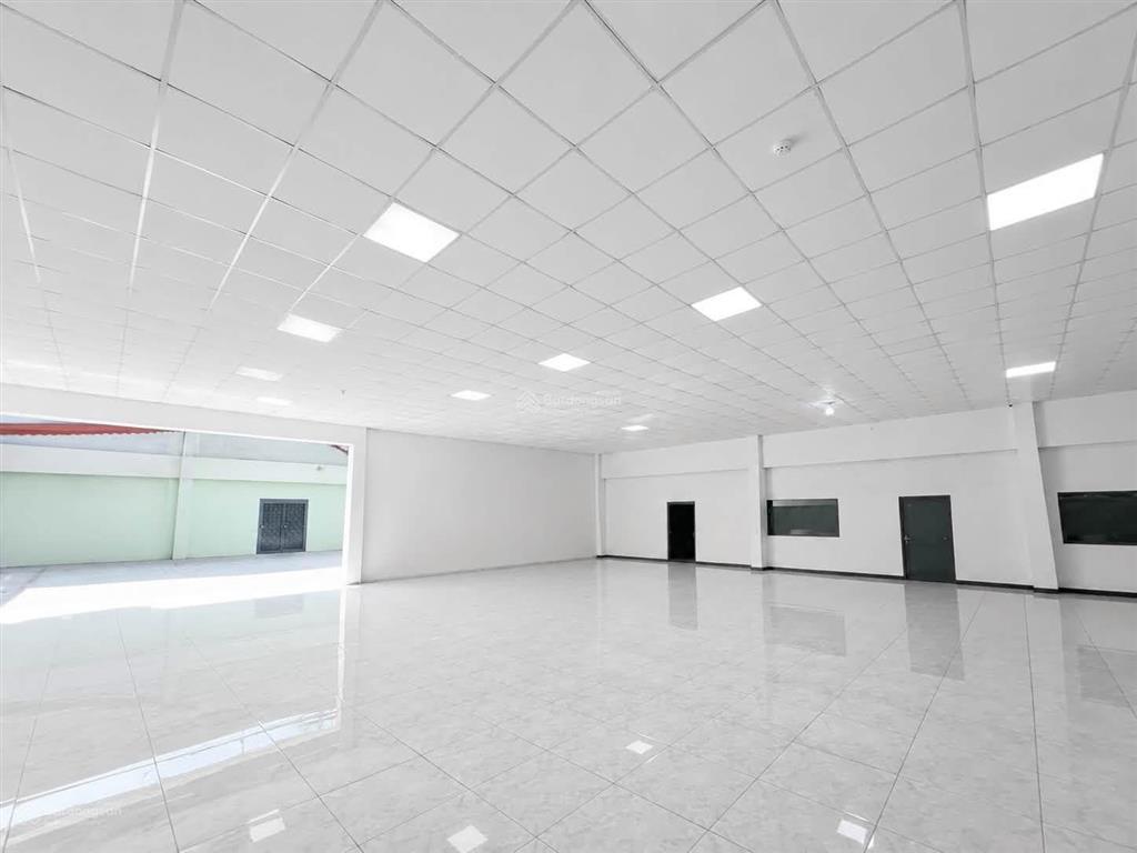 Cho thuê gấp nhà mặt phố 743, an phú, tp.thuận an, 70 triệu, 1300m2