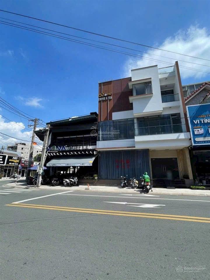 Cho thuê nhà mặt phố d1, 45 triệu vnd, 200m2, 5pn, 4wc, hướng bắc, mặt tiền 12m
