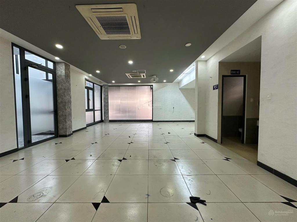 Cho thuê nhà mặt phố d1, 45 triệu vnd, 200m2, 5pn, 4wc, hướng bắc, mặt tiền 12m