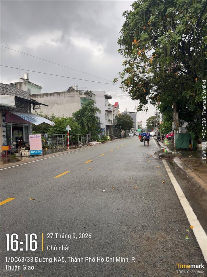 Bán nhà mặt phố đẹp tại na5, 5,5 tỷ, 100m2, nhiều tiện ích