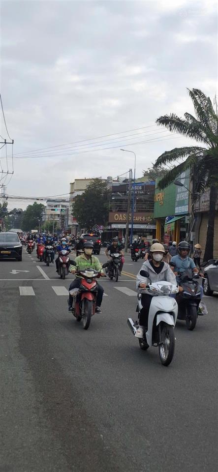 Bán nhà mặt phố tại đường d11, phường an phú, 6,3 tỷ, 100m2 đẹp, nhiều tiện ích