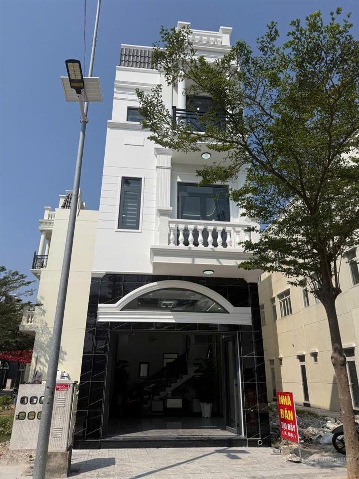 Bán nhà phố 63.5m2 tại d2, tân đông hiệp, dĩ an, giá siêu hời 4,8 tỷ
