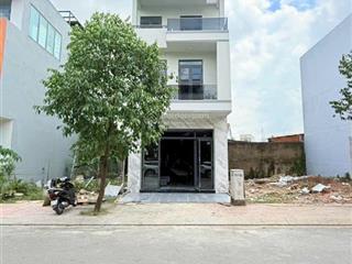Chủ gửi bán căn nhà kdc sài gòn thuận giao dt 75m2 full thổ cư nhà hoàn công