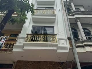 Siêu hiếm. bán nhà sát trường marie curie 45m2x5t. thang máy nhập khẩu. ô tô vào nhà 2 mặt thoáng