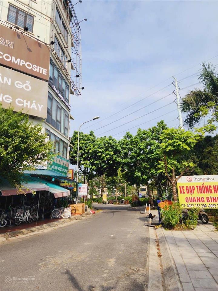 Cần bán gấp lô đất dịch vụ cổng đồng la khê. 50m2xmt 4,16m. sát chung cư chuẩn bị xây. chỉ 10,8 tỷ