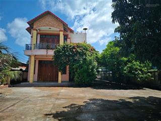 Biệt thự 2 tầng mặt tiền duyên hải cần giờ