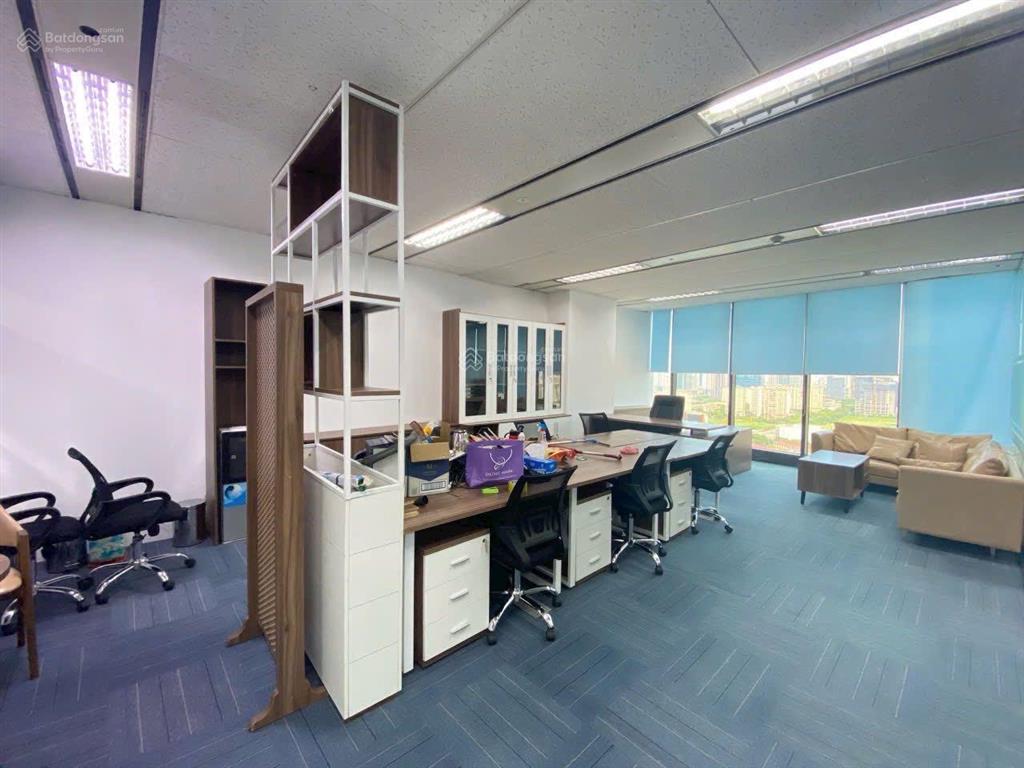 Cho thuê văn phòng tòa nhà sacombank giảng võ, hà nội giá thuê ưu đãi
