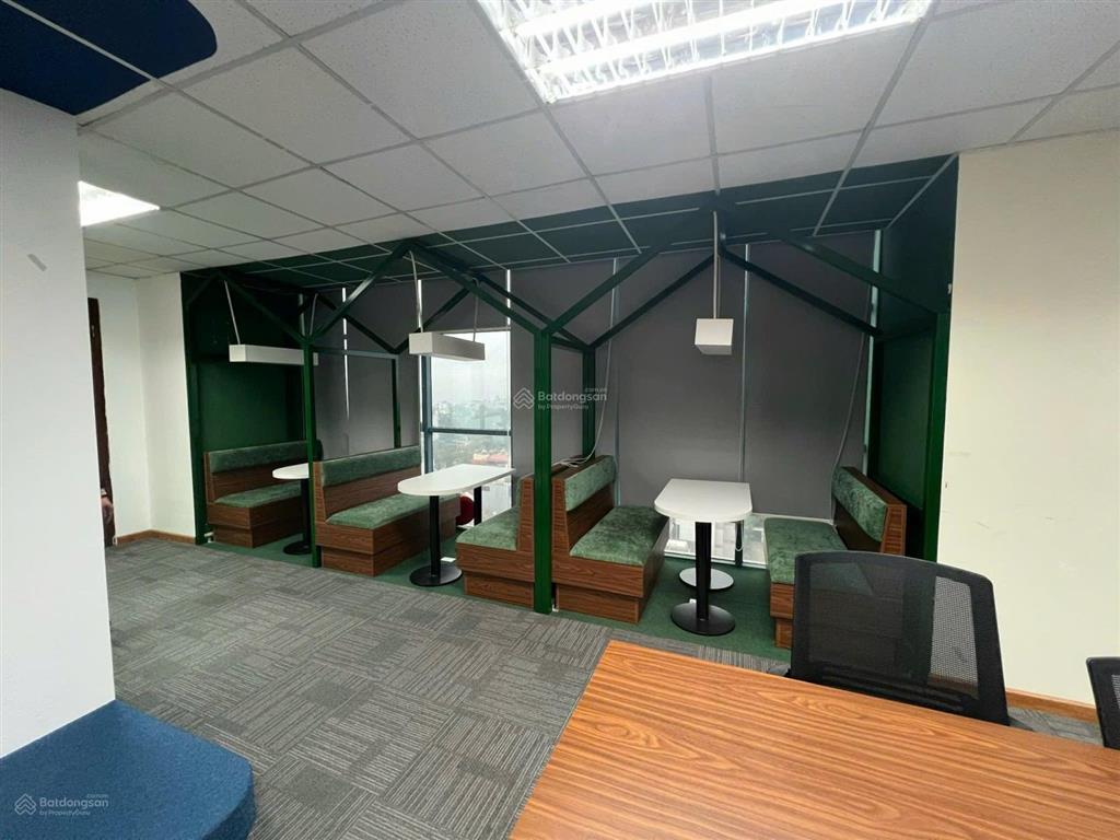 Cho thuê văn phòng tòa nhà sacombank giảng võ, hà nội giá thuê ưu đãi