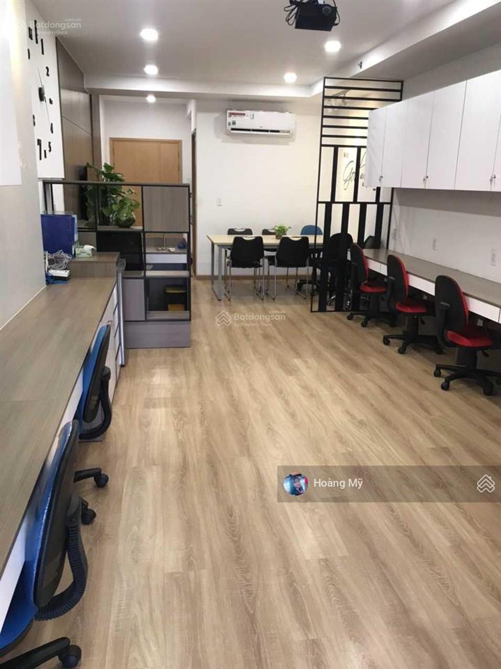 Tòa nhà văn phòng q10 cho thuê 30m². giá 9tr/tháng. ở lại được. 0903 603 ***
