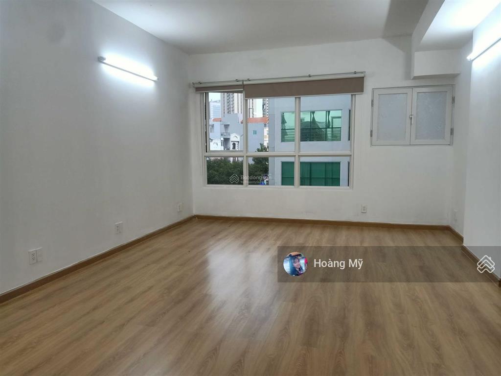 Tòa nhà văn phòng q10 cho thuê 30m². giá 9tr/tháng. ở lại được. 0903 603 ***