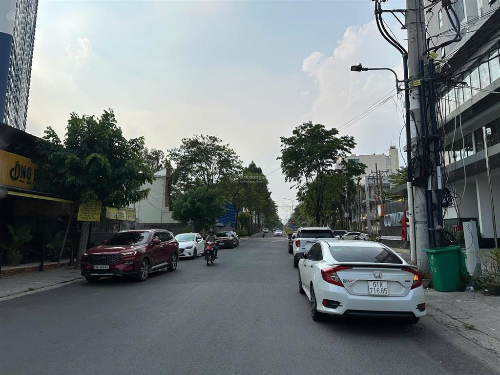 Bán lô góc 2 mặt tiền 138m2 đất (12x20), đường hoàng văn thụ nối dài, chánh nghĩa
