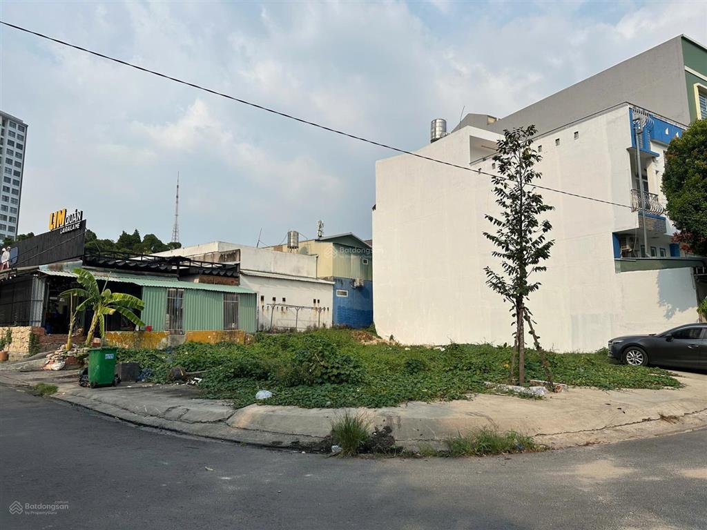 Bán lô góc 2 mặt tiền 138m2 đất (12x20), đường hoàng văn thụ nối dài, chánh nghĩa