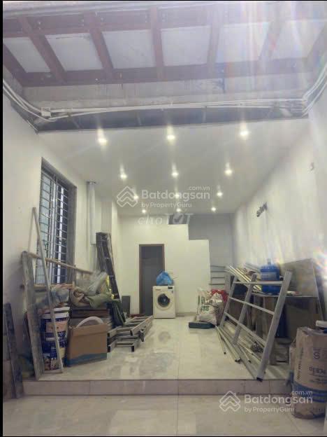 Chính chủ cho thuê nhà tại ngõ 255 nguyễn khang, yên hòa