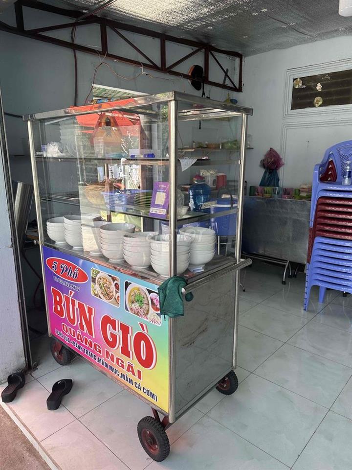 sang quán bún