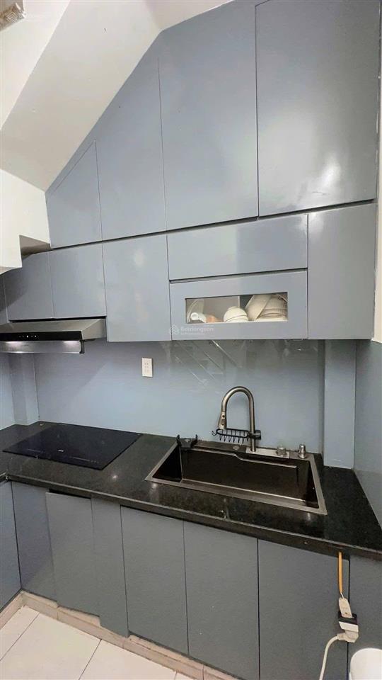 Cho thuê nhà 3 phòng ngủ đầy đủ nội thất đường số quận 4