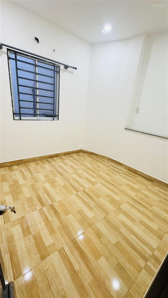 Bán nhà 4 phòng ngủ hẻm 576 đoàn văn bơ quận 4