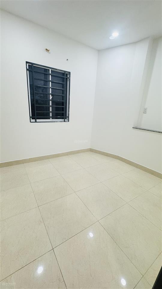 Bán nhà 4 phòng ngủ hẻm 576 đoàn văn bơ quận 4