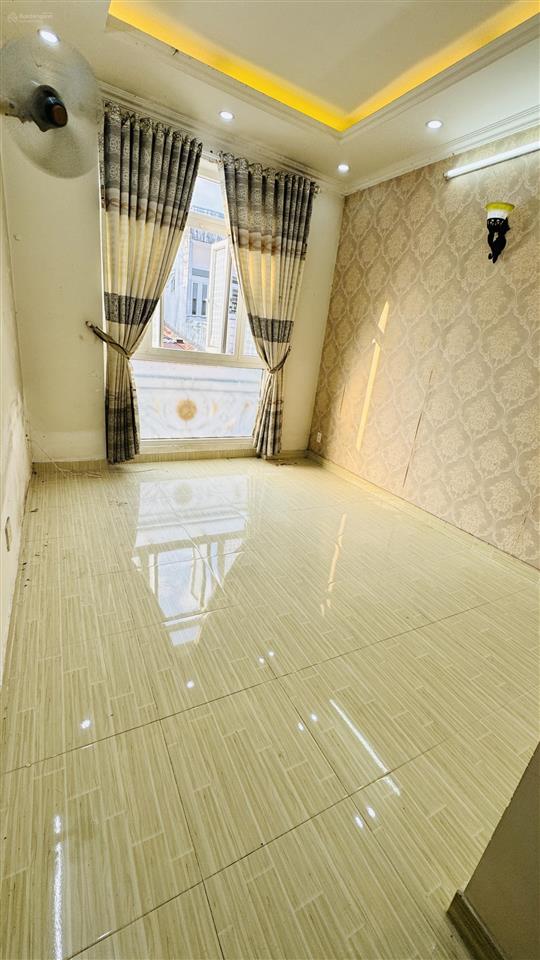 Bán nhà đoàn văn bơ hẻm 222/23 5 tầng 3 phòng ngủ quận 4