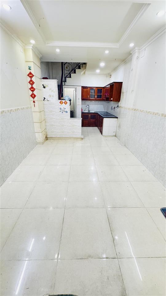 Bán nhà đoàn văn bơ hẻm 222/23 5 tầng 3 phòng ngủ quận 4