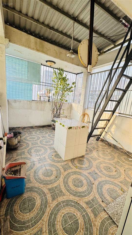 Bán nhà đoàn văn bơ hẻm 222/23 5 tầng 3 phòng ngủ quận 4