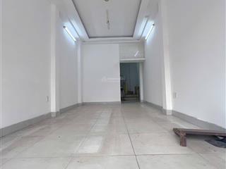 Bán nhà 3 tầng mặt tiền tôn đản quận 4