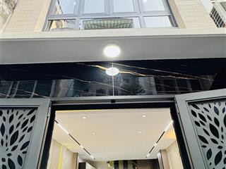 Bán nhà mới hẻm 188 đoàn văn bơ 3 phòng ngủ quận 4