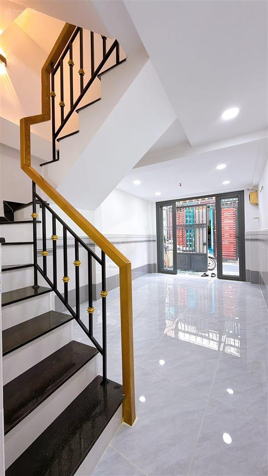 Bán nhà hẻm 243 hoàng diệu 4 phòng ngủ quận 4