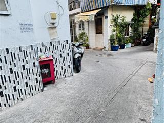 Bán nhà hẻm 122 tôn đản 2 phòng ngủ quận 4