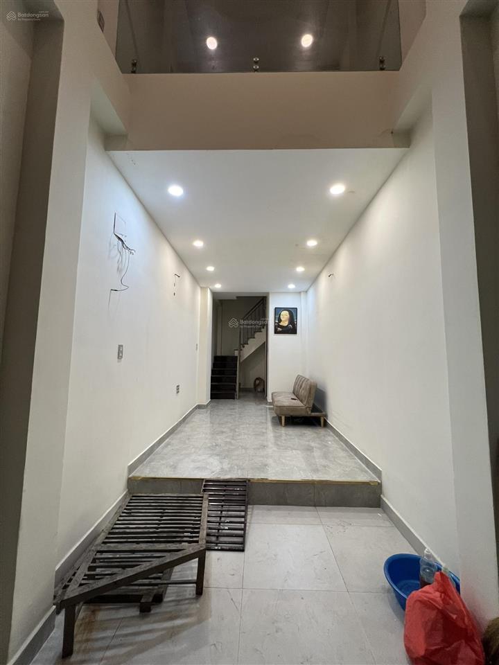 Bán nhà hẻm 88 nguyễn khoái 3 phòng ngủ quận 4