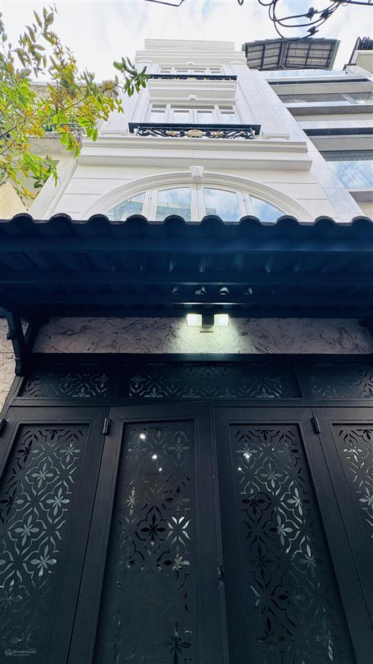 Bán nhà hẻm 222 đoàn văn bơ 5 tầng 3 phòng ngủ quận 4