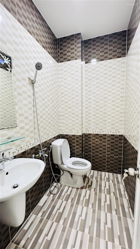 Bán nhà hẻm 222 đoàn văn bơ 5 tầng 3 phòng ngủ quận 4