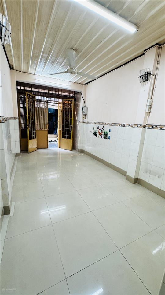 Bán nhà hẻm 277 đoàn văn bơ 2 tầng quận 4