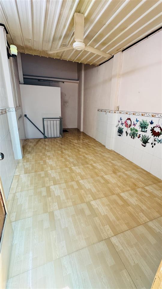 Bán nhà hẻm 277 đoàn văn bơ 2 tầng quận 4