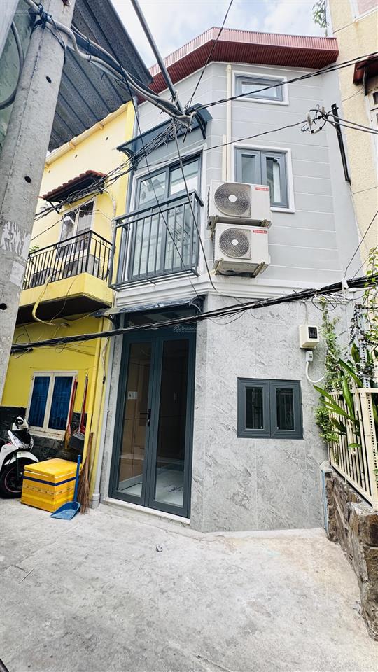 Nhà mới hẻm 368 tôn đản 2 phòng ngủ quận 4