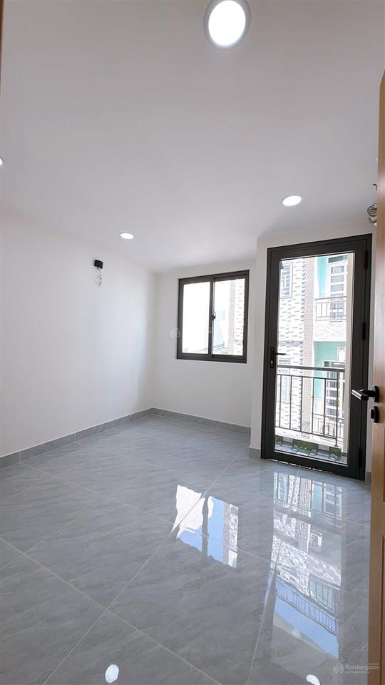Nhà hẻm 243 hoàng diệu 4 phòng ngủ quận 4