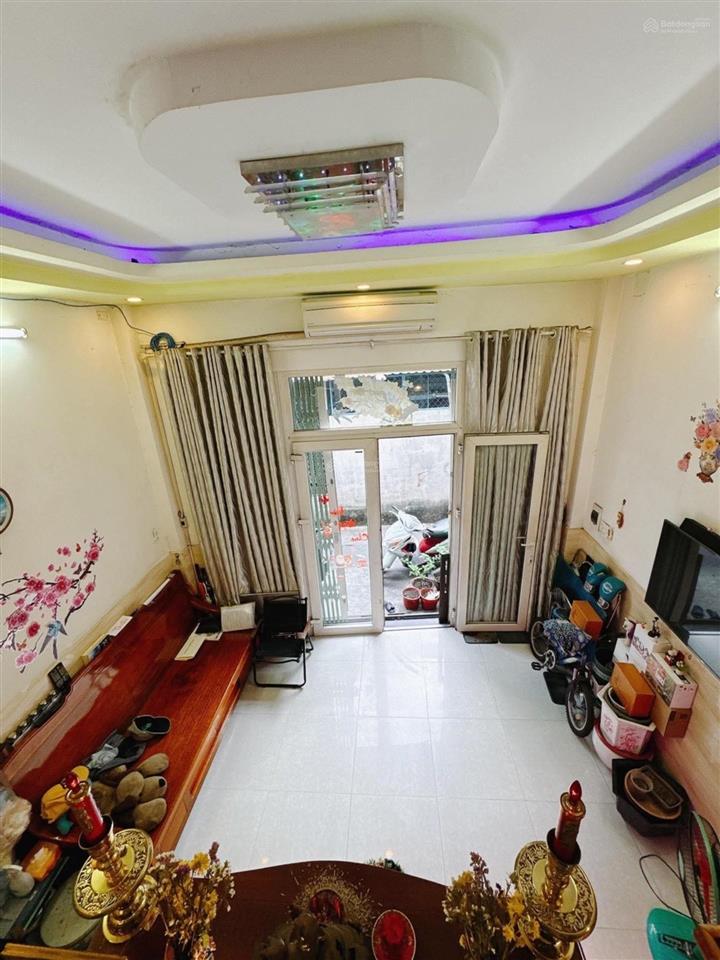 Bán nhà hẻm 49 khánh hội 5 phòng ngủ quận 4