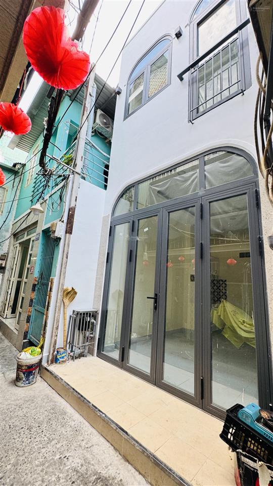 Bán nhà hẻm 266 tôn đản 3 phòng ngủ nhà mới quận 4