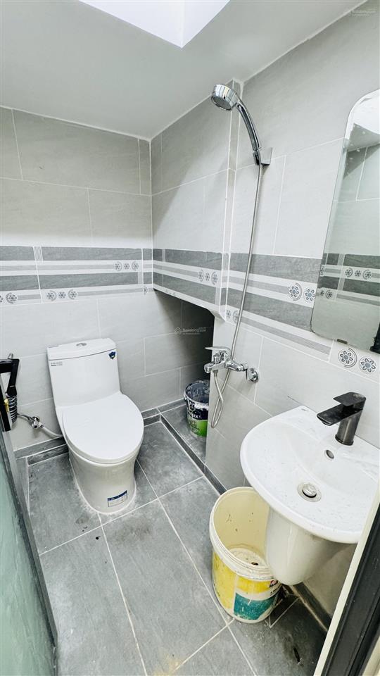 Bán nhà hẻm 266 tôn đản 3 phòng ngủ nhà mới quận 4